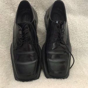 Kenneth Cole reaction black dress shoe